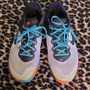 Nike Women's Gray and Blue Athletic Shoes